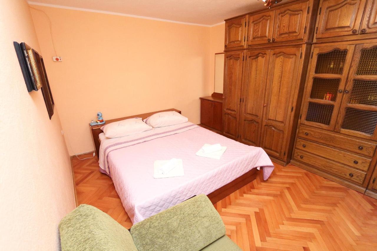 Apartment Marko Макарска Экстерьер фото